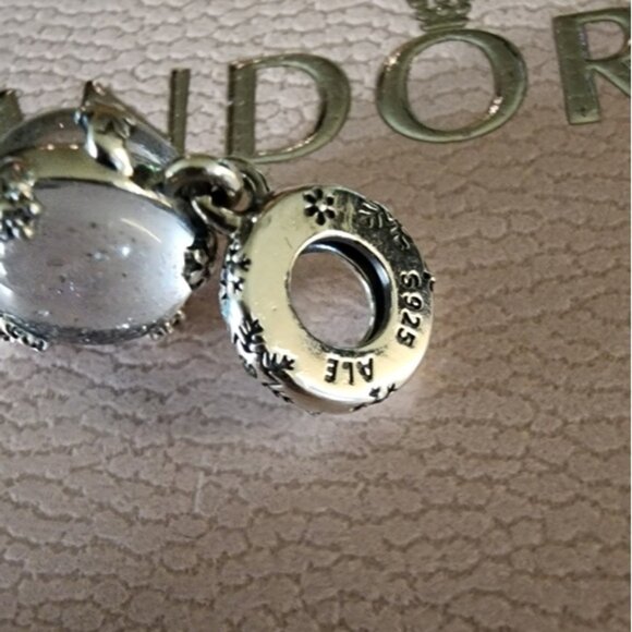 Pandora Snowflake Snow Globe Dangle Charm - Picture 7 of 9